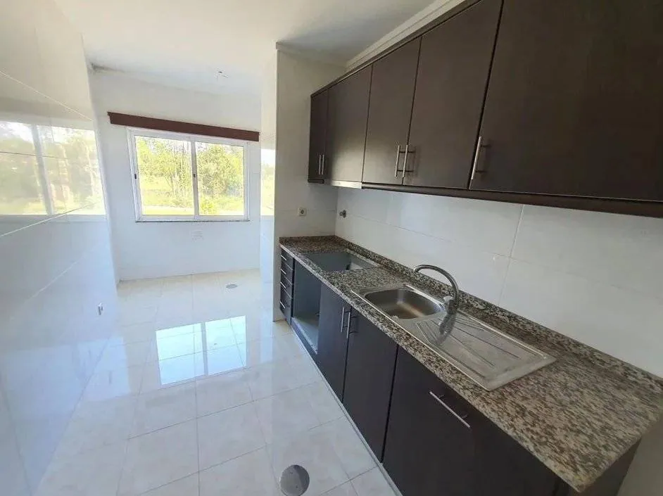 Two bedroom apartment in Vila Nova de Gaia — 4