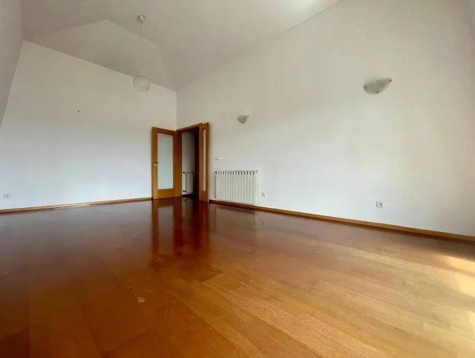 Three bedroom apartment in Vila Nova de Gaia — 2